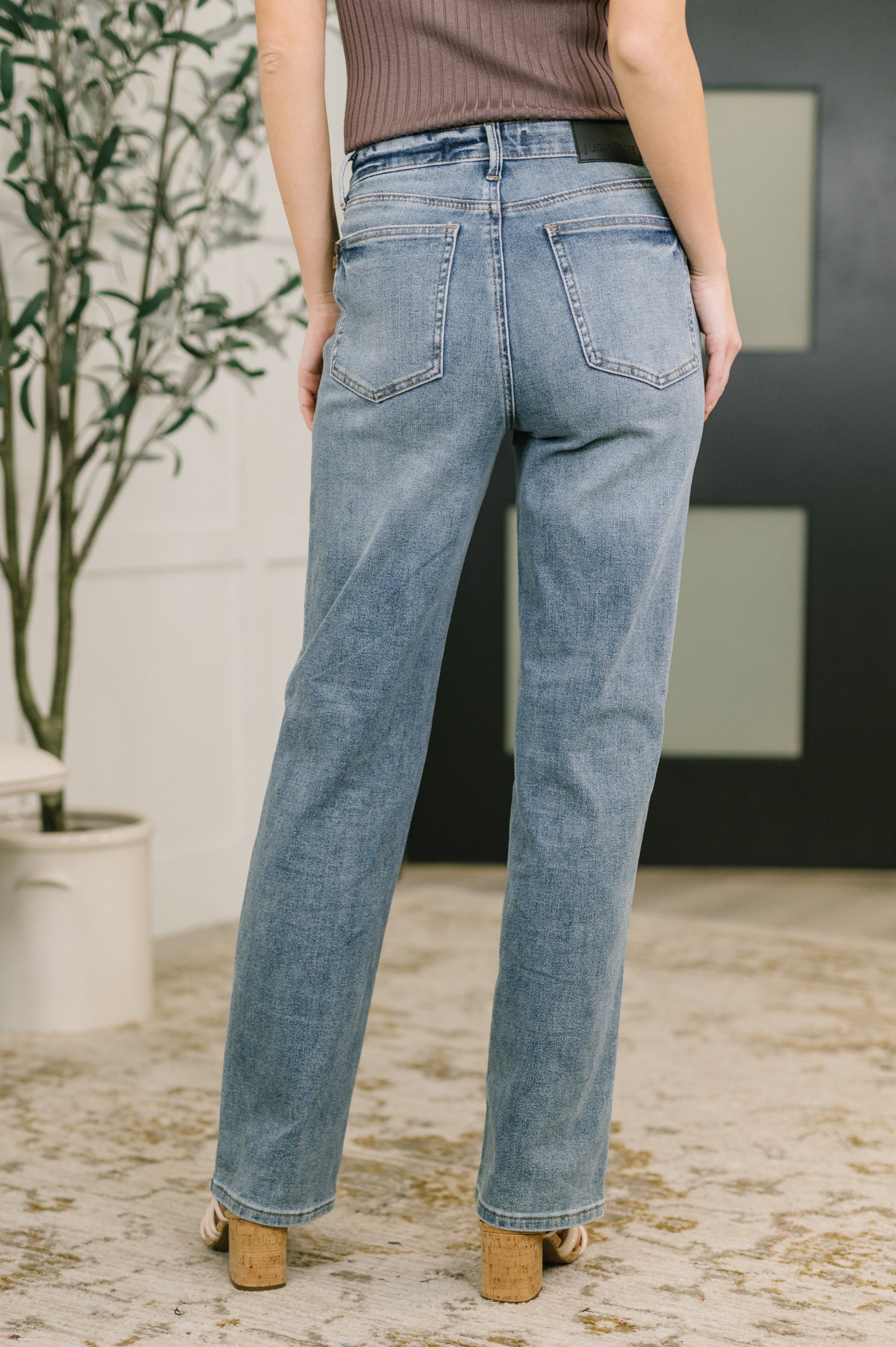 Plus Size High Waist Slim Straight Jeans for Curvy Women