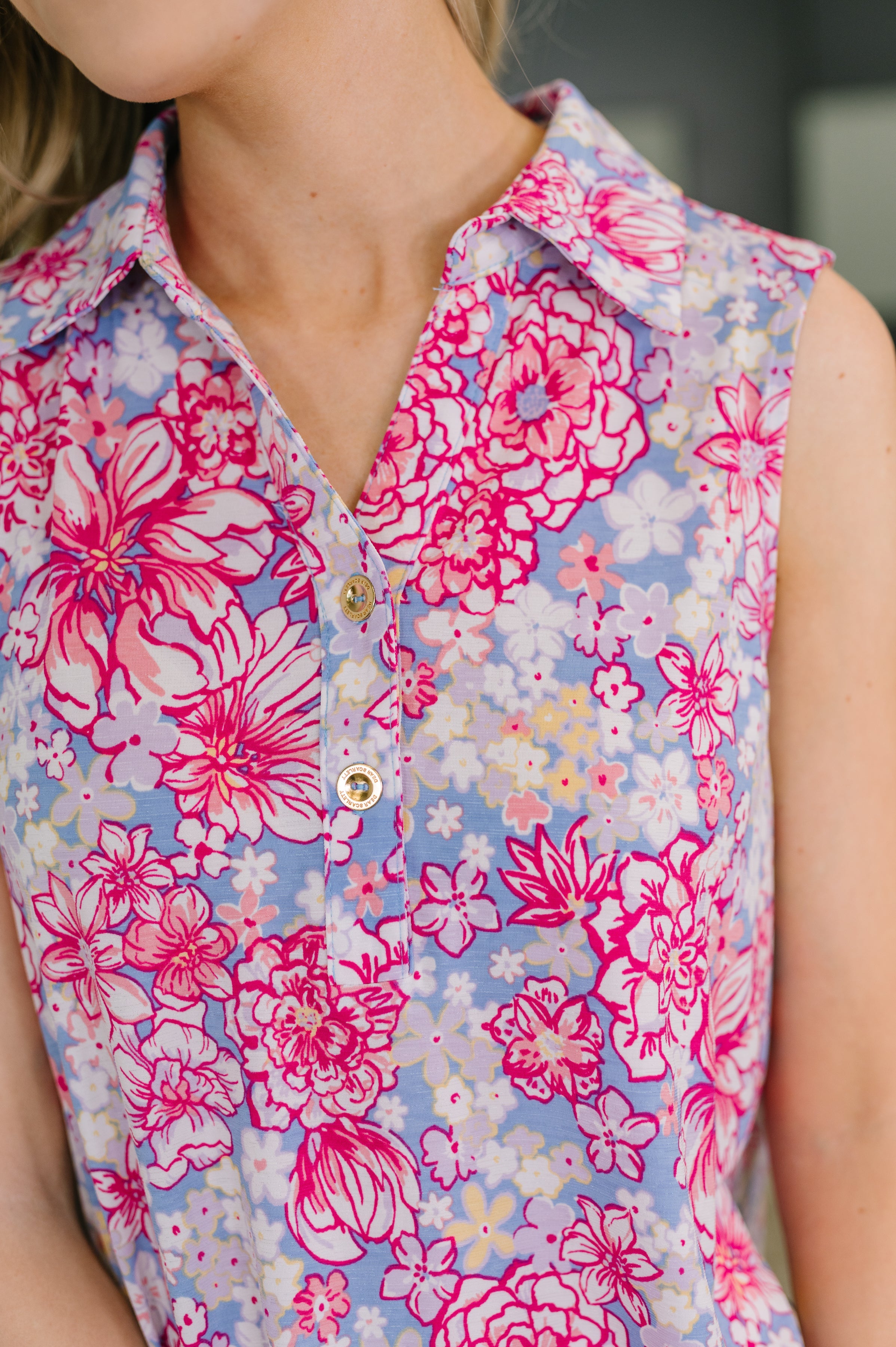 Floral Collared Sleeveless Top for Plus Size Women