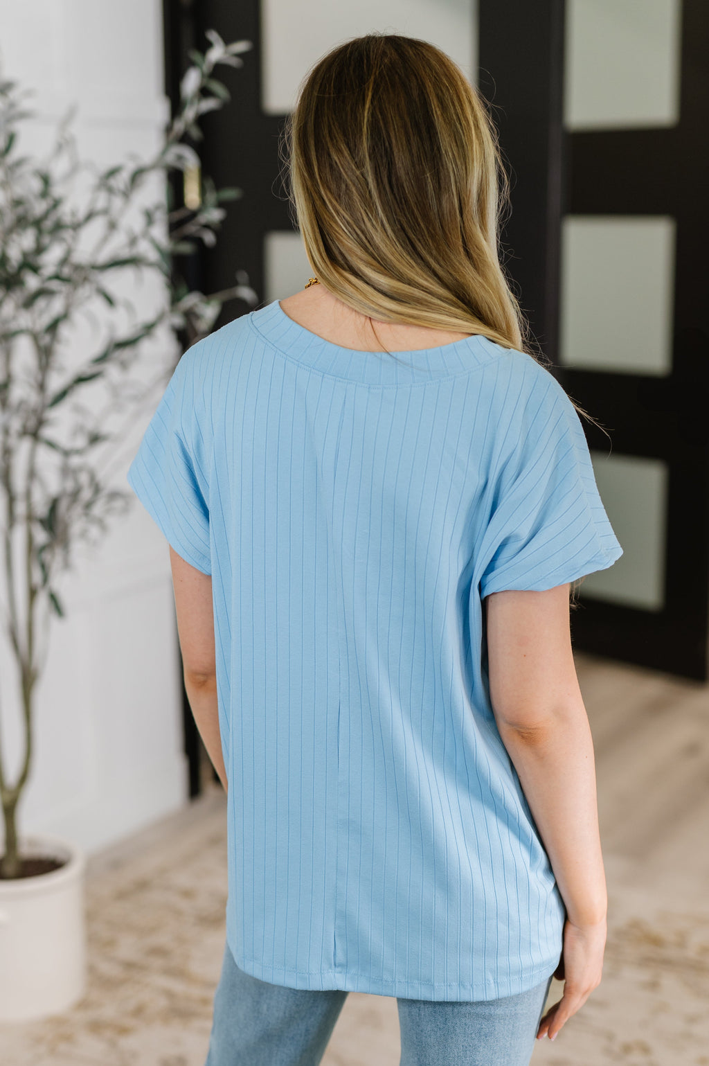 Sky Blue Ribbed V-Neck Tee for Plus Size Women