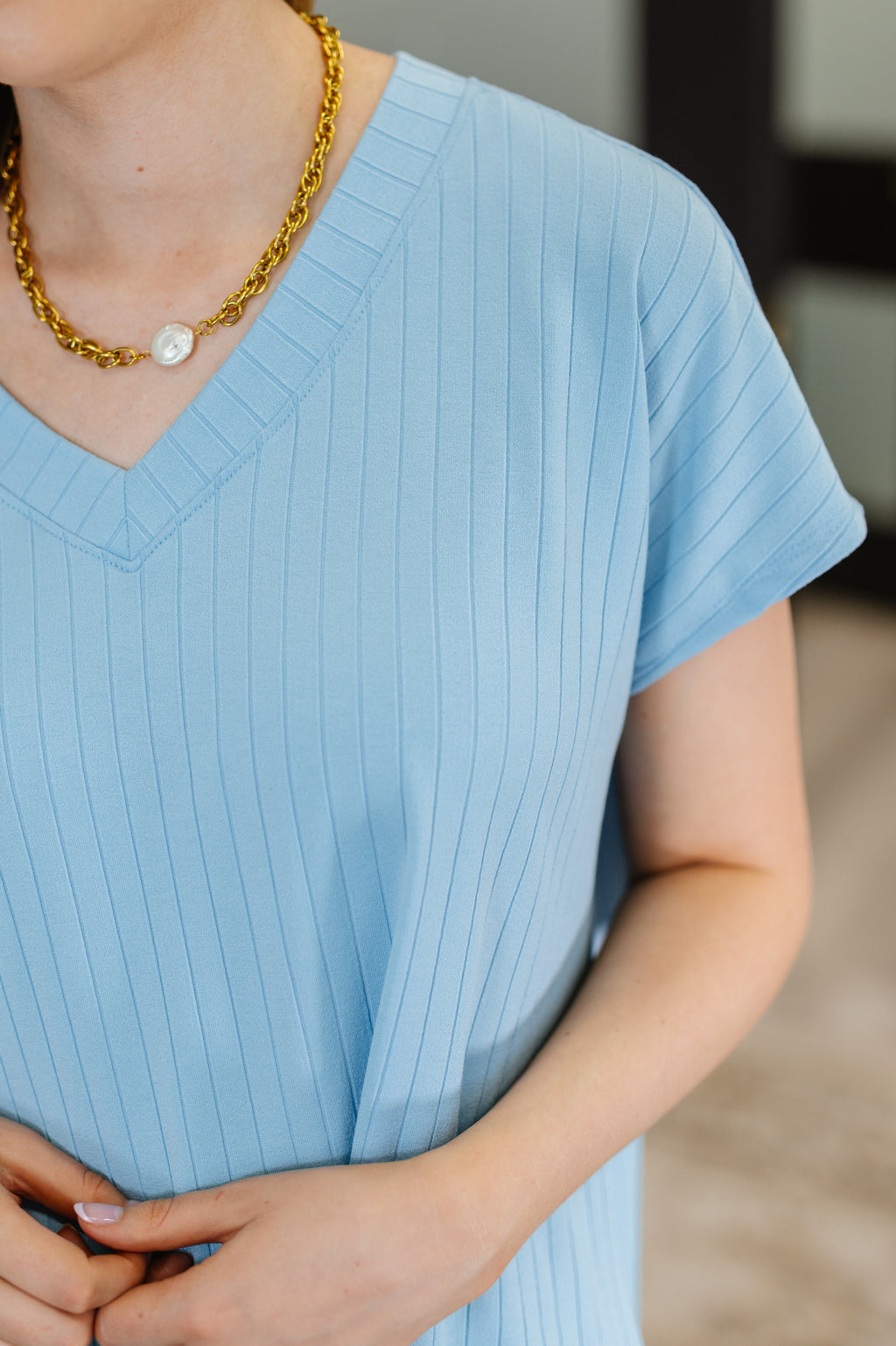 Sky Blue Ribbed V-Neck Tee for Plus Size Women